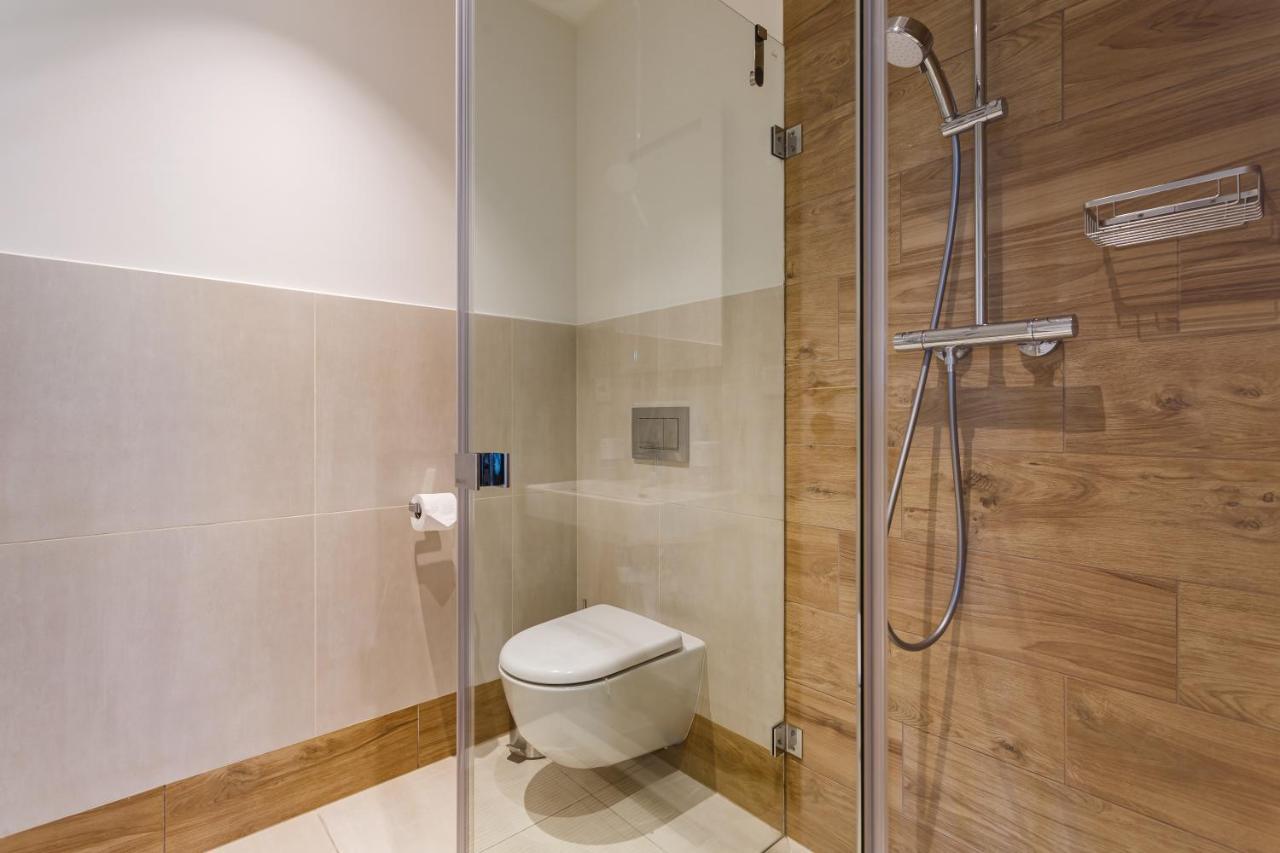 Apartman Na Golfu Челадна Экстерьер фото