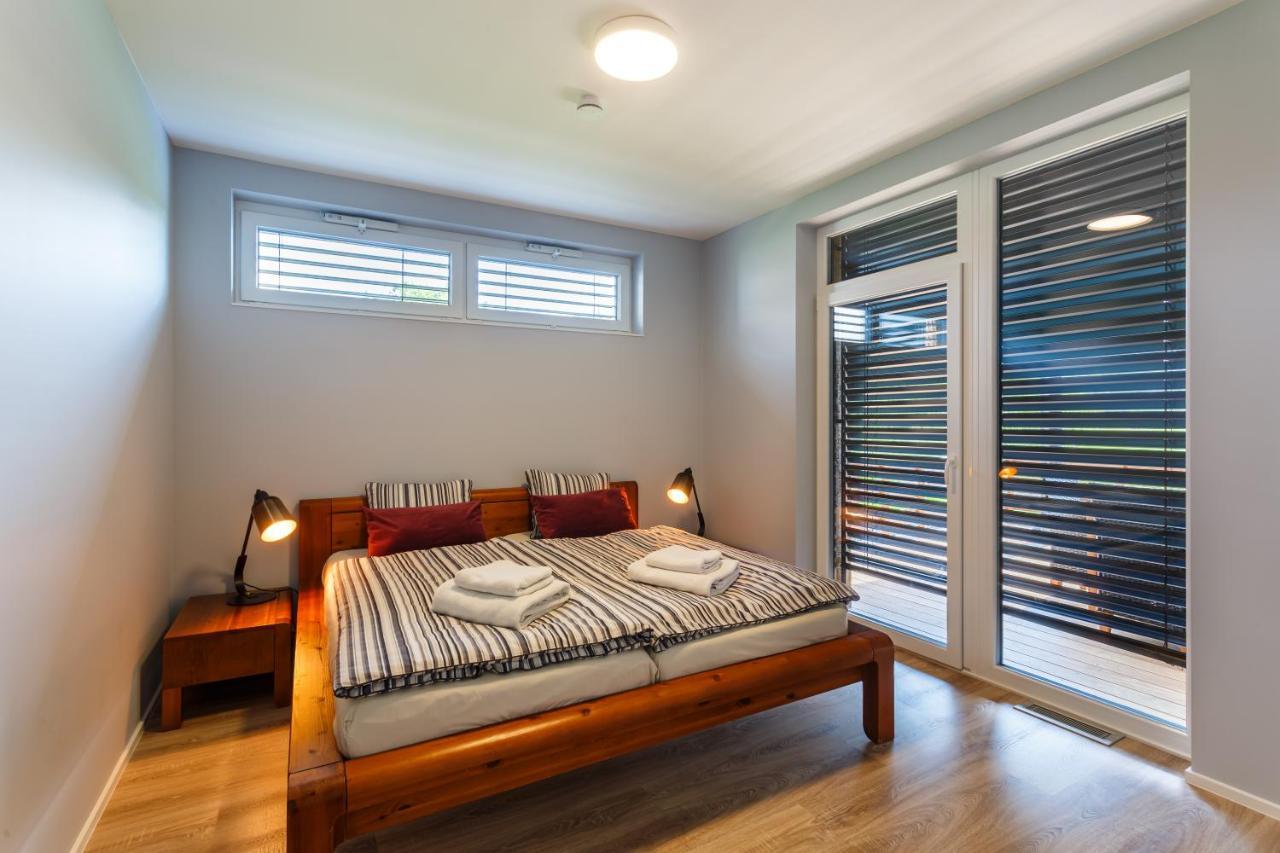 Apartman Na Golfu Челадна Экстерьер фото